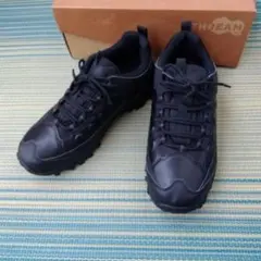 ATHREAM OUTDOOR ブラックスニーカー 27.0cm　滑りにくい