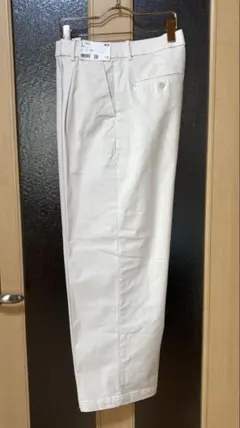 UNIQLO ユニクロ　タックワイドパンツ　ナチュラル 新品未使用 週末お値下