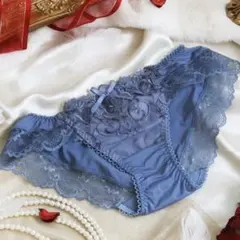 リサマリ　アリーナ　ノーマルショーツ　Mサイズ　新品未使用　新作