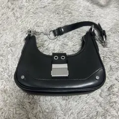 Charles&Keith ショルダーバッグ
