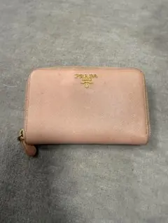 PRADA ピンク 二つ折り財布　ラウンド サフィアーノ