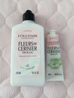 ロクシタン テ・ブラン サクラ ボディミルク＆ハンドクリーム 今期限定品 新商品