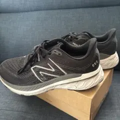 New Balance w860 k13 2Eスニーカー ブラックのサムネイル