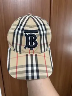 わ*ー様 極美品Burberry LOVE チェック ベースボールキャップ - メルカリ