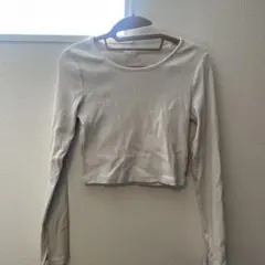 gu クロップド丈トップス ホワイト 長袖 クロップド トップス