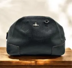 【美品】ヴィヴィアンウエストウッド　ウエストバック　ショルダーバッグ SMOOTH LEATHER KIM ショルダーバッグ(ブラック)（メンズ