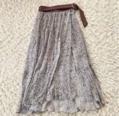 美品　RESEXXY 裾プリーツレイヤードロングフレアスカート 花柄　FREE