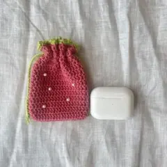 ハンドメイド 編み物 巾着袋 ポーチ AirPods モチーフ 韓国 いちご巾着