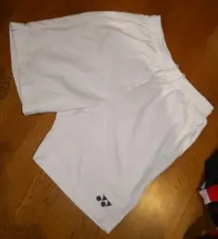 YONEX 速乾性ホワイトパンツ Mサイズ