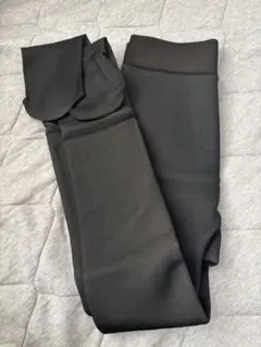 裏起毛タイツ　ブラック