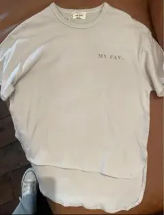 saleアイテム♡ アンディニー　Tシャツのサムネイル