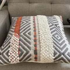 幾何学模様クッション