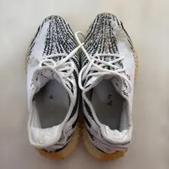 Yeezy Boost 350 V2 ホワイト/ブラック/レッド