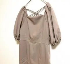 【未使用に近い】earth music&ecology パフスリーブワンピース