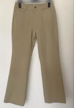 ユニクロ　ストレッチ素材パンツ