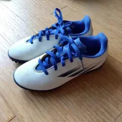 adidas サッカートレーニングシューズ 21cm