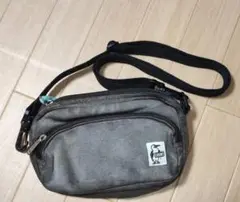 CHUMS　サコッシュ　グレー