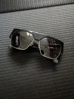 SABRE ブラック サングラス ケース付き