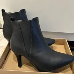 ショートブーツ ブラック サイドゴア ヒールあり