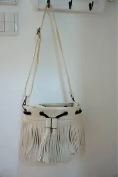 フリンジバッグ