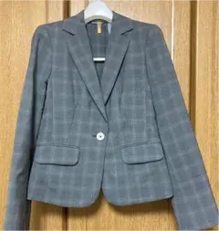 テーラードジャケット スーツ