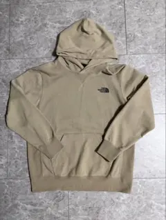 THE NORTH FACE ベージュ パーカー