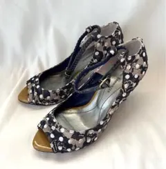 美品 オゥバニスター パンプス ネイビー