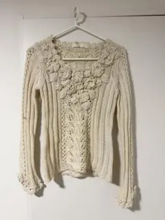 ピンクハウス　いるかさんのサマーセーター　ホワイト　新品未使用 セール】 いるかブローチ付き透かし編みニットカーディガン