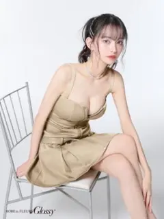Glossy/グロッシー♥️プリーツベルトドレス　S