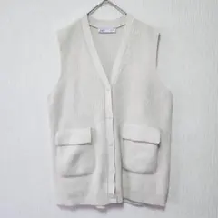 【ZARA】（L）フロントボタンVネックニットベスト/きれいめ/カジュアル