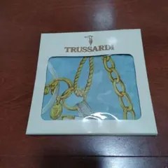 TRUSSARDI ハンカチ ライトブルー チェーン柄のサムネイル