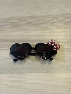 ディズニー　ミニー　ハート型サングラス