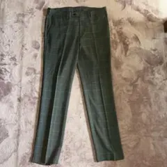 ユニクロ パンツ 88 グレー