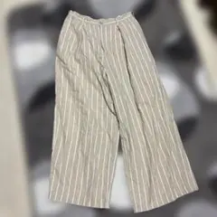 GU ベージュ ストライプ ワイドパンツ　Mサイズ