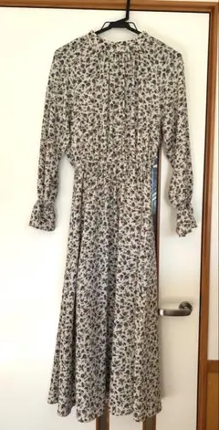 GU 花柄ロングワンピース