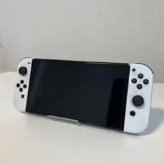 Nintendo Switch 有機ELモデル ホワイト/ブラック 本体