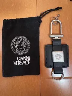 【希少品】ジャンニ ヴェルサーチ レザー キーホルダー キーリング ブラック 楽天市場】ジャンニヴェルサーチ GIANNI VERSACE ユニセックス