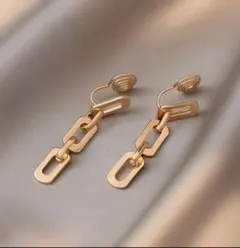 新品★イヤリング★レディース★ゴールド★イヤークリップ★アクセサリー★オフィス★