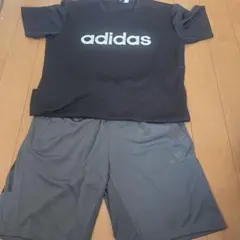 最終値下げセールadidas 黒 Mサイズ Tシャツ ハーパンM セット