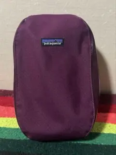 未使用 patagonia ブラックホール キューブ 6L GEOP 2018