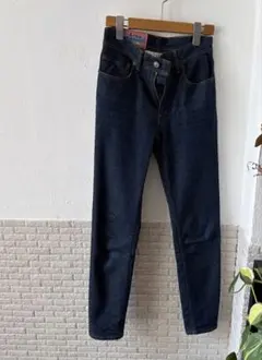 Acne Studios ダークブルー ストレートデニムのサムネイル