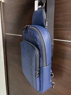 COACH ボディバッグ ショルダーバッグ ネイビー