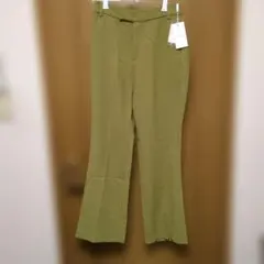 ★新品★　LOWRYS FARM オリーブ フレアパンツ AT