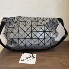 【美品]　BAO BAO ISSEY MIYAKE 幾何学模様 ショルダーバッグ