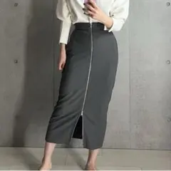 GU ジーユー　フロントジップナローロングスカート