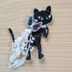 C03　ミナペルホネン　ブローチ　アクセサリー　ハンドメイド