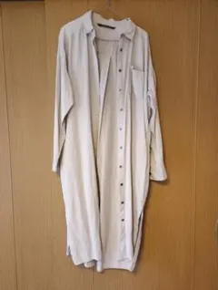 YECC VECCA　　ライトベージュ シャツワンピース 長袖