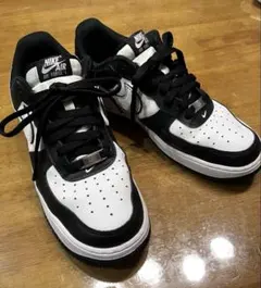 Nike Air Force 1 ブラック/ホワイト　パンダ　27.0