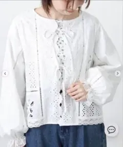 サマンサモスモス　レースパッチワークブラウス レースパッチワークブラウス（オフホワイト/ブラック/キナリ/トップス