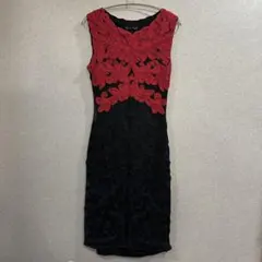 Phase Eight バテンレースドレスワンピース　タイトフィットドレスのサムネイル
